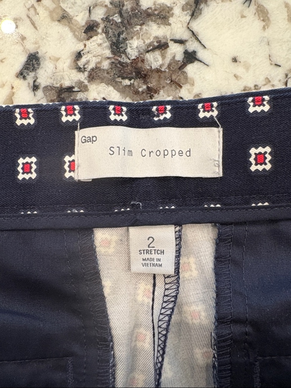 GAP Navy Slim Cropped Pants with Red & Cream Geometric Print